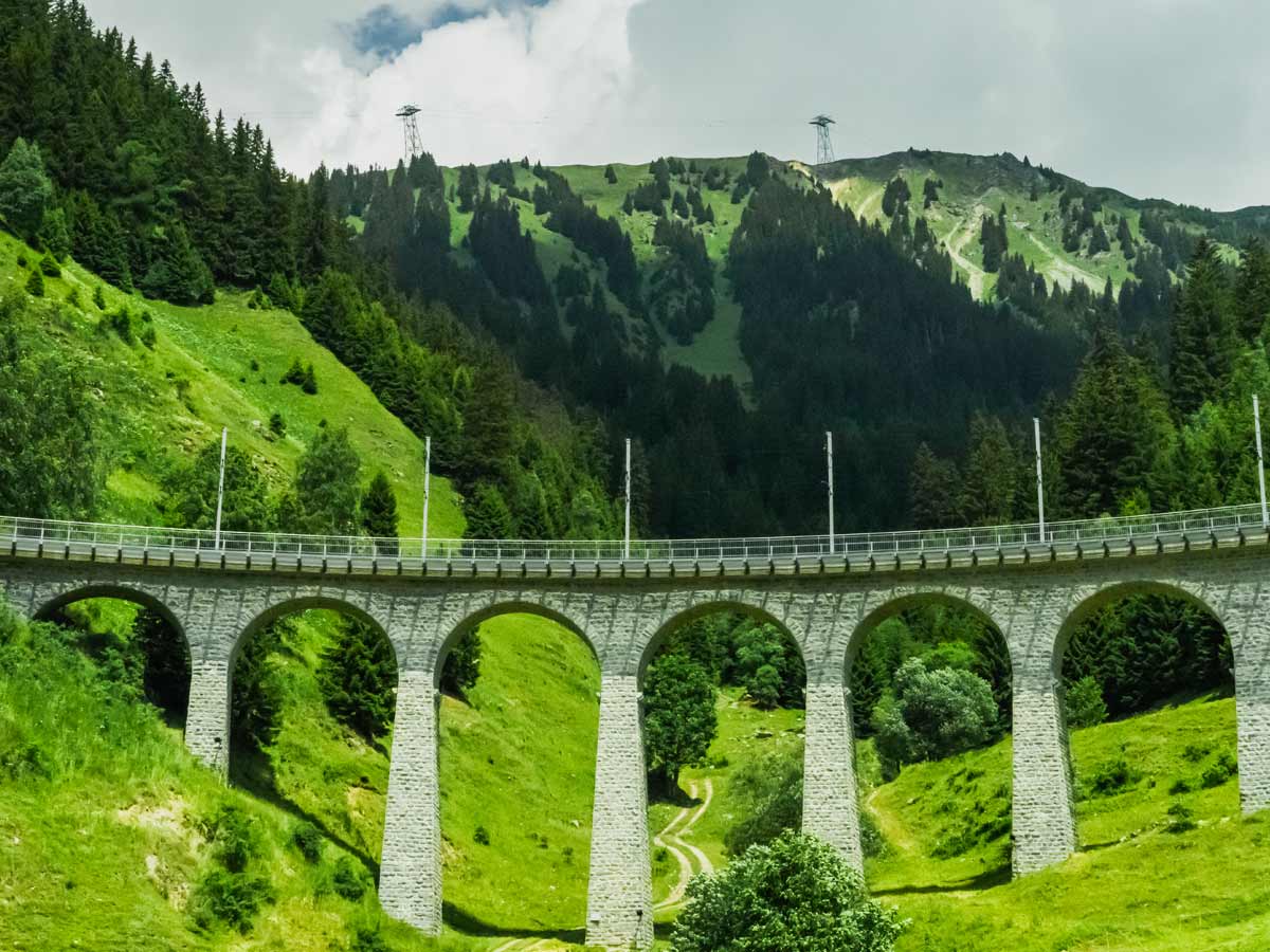 Eisenbahnbrücke in der Schweiz